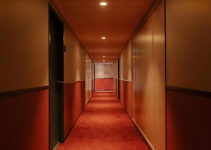 아파트호텔 Edgar Hameau - Porte De Versailles 4*